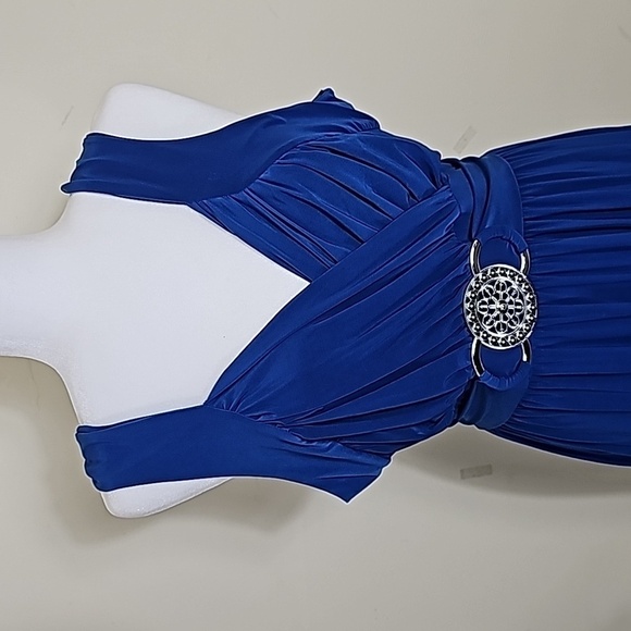 Liquid Royal Blue With Siler Waist Buckle Cocktail Dress Size 24/26 - Picture 2 of 6